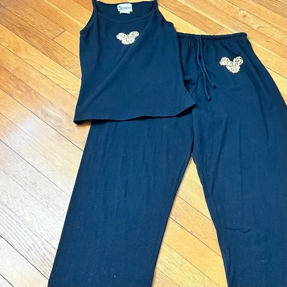 DISNEY Pajamas or Lounge Set - Picture 3 of 8